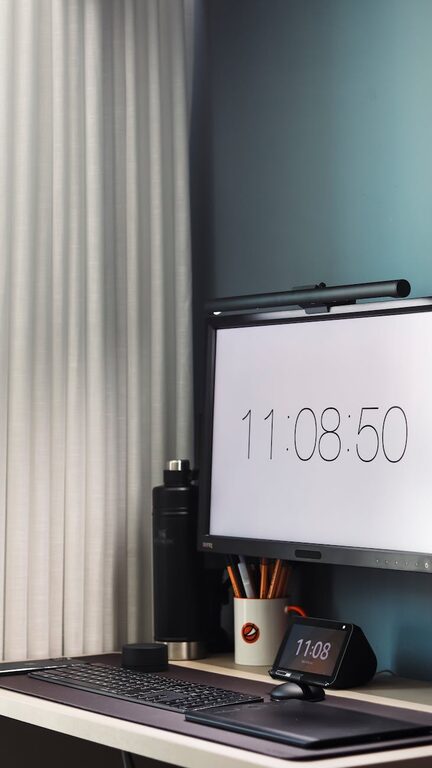 Jak zorganizować domową przestrzeń do pracy dla lepszej produktywności